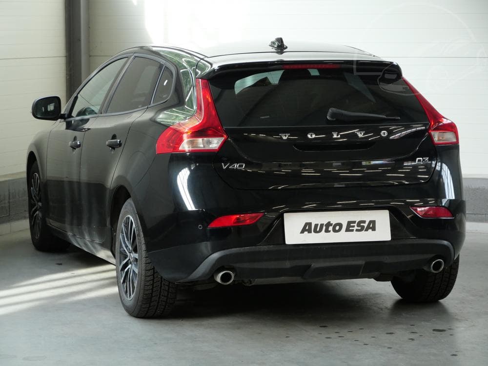 2018 Volvo V40 - 6