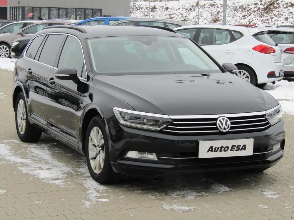 2015 Volkswagen PASSAT