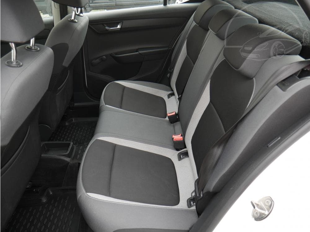 2015 Škoda FABIA - 19