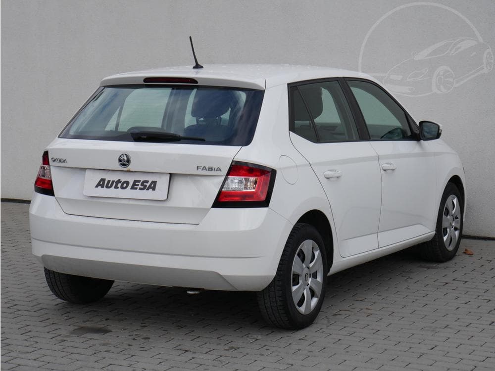 2015 Škoda FABIA - 7