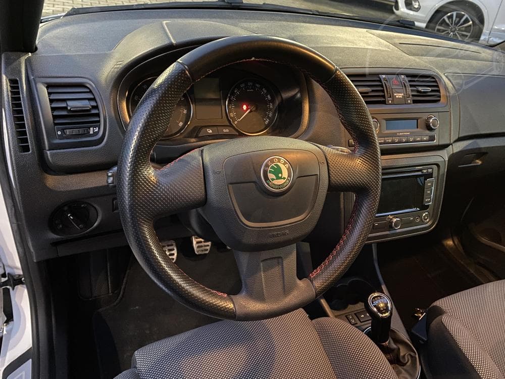 2013 Škoda FABIA - 23