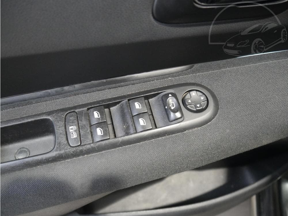 2014 Peugeot 3008 - 11