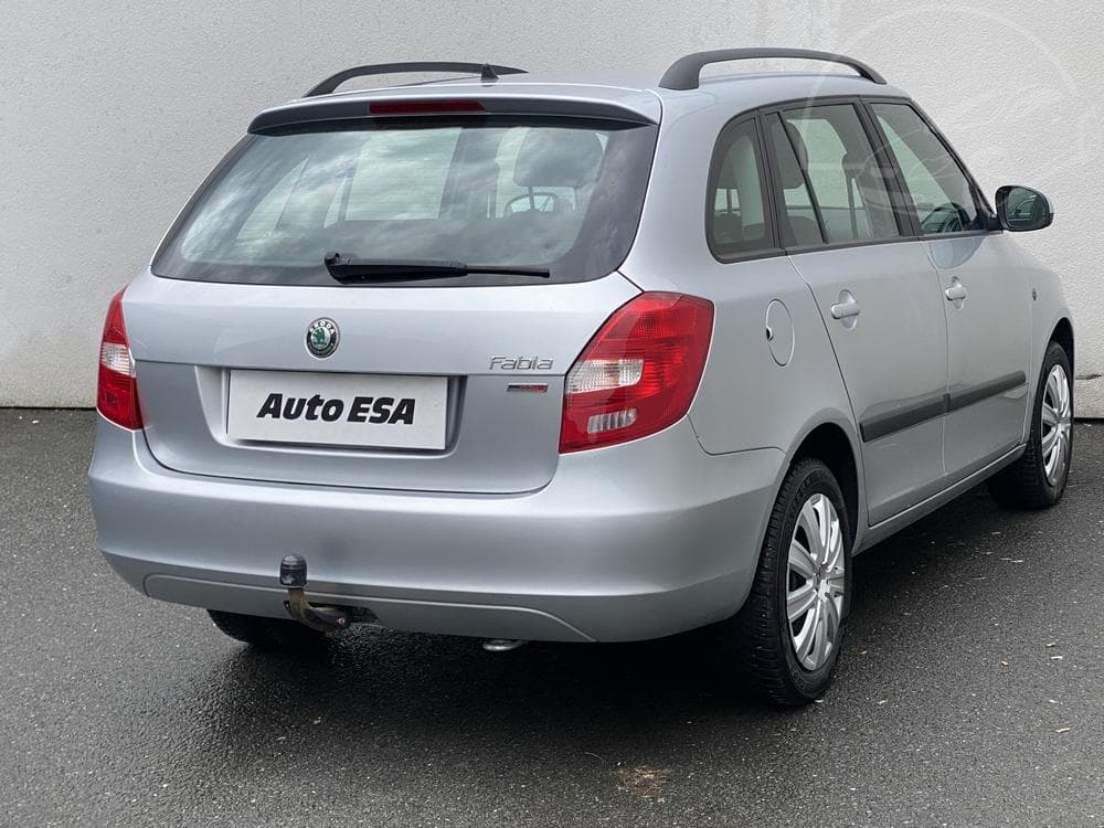 2011 Škoda FABIA - 4