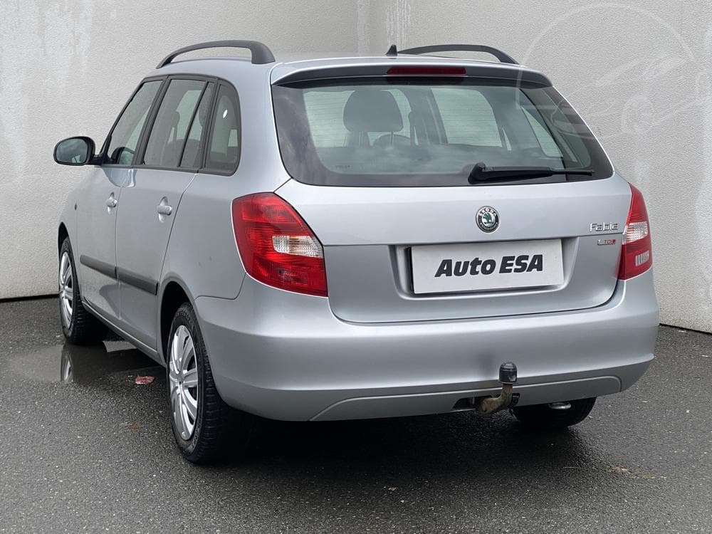 2011 Škoda FABIA - 6