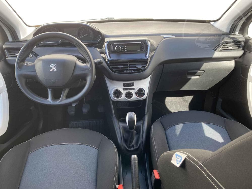 2017 Peugeot 208 - 8