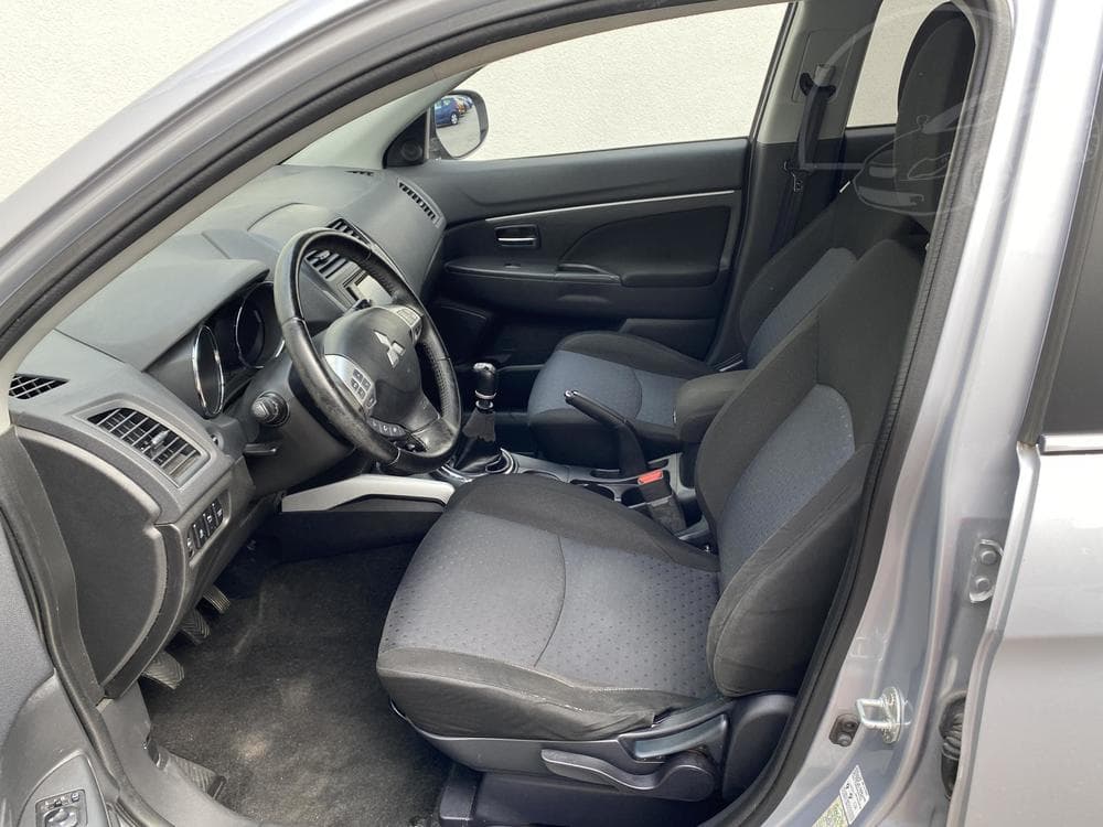 2012 Mitsubishi ASX - 13