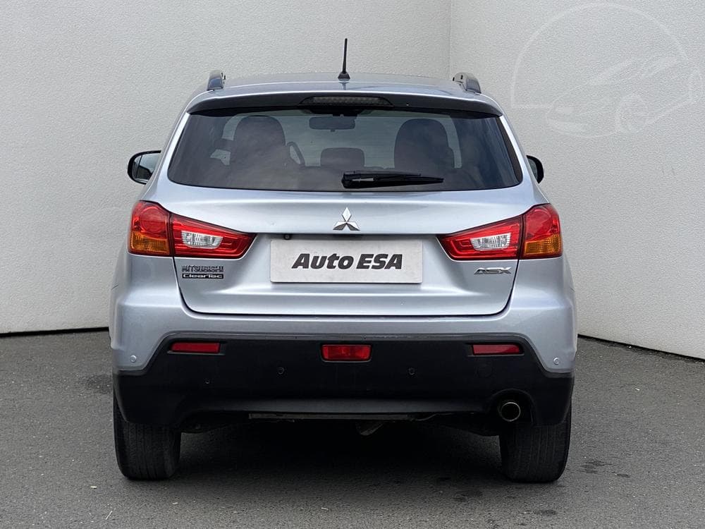 2012 Mitsubishi ASX - 5
