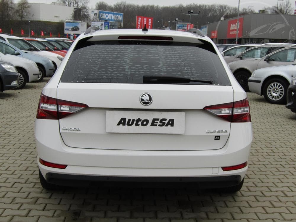 2018 Škoda SUPERB - 5