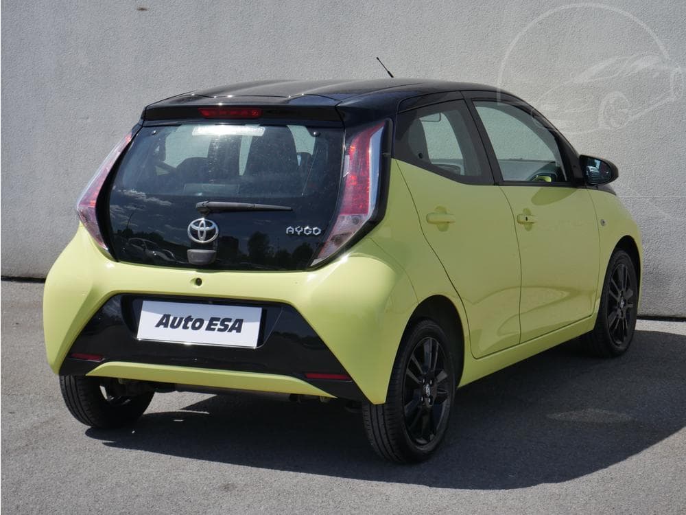 2017 Toyota AYGO - 7