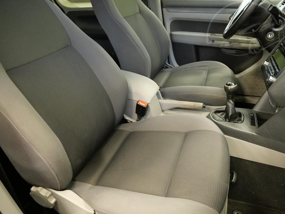 2010 Volkswagen CADDY - 12