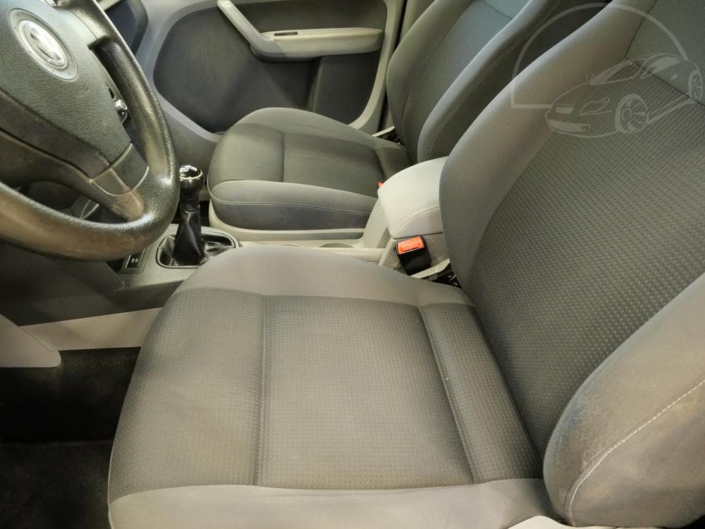 2010 Volkswagen CADDY - 9