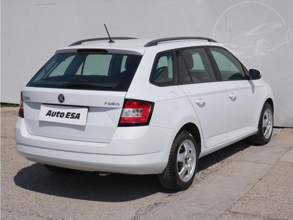 2015 Škoda FABIA - 6