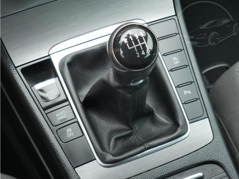 2014 Volkswagen PASSAT - 15