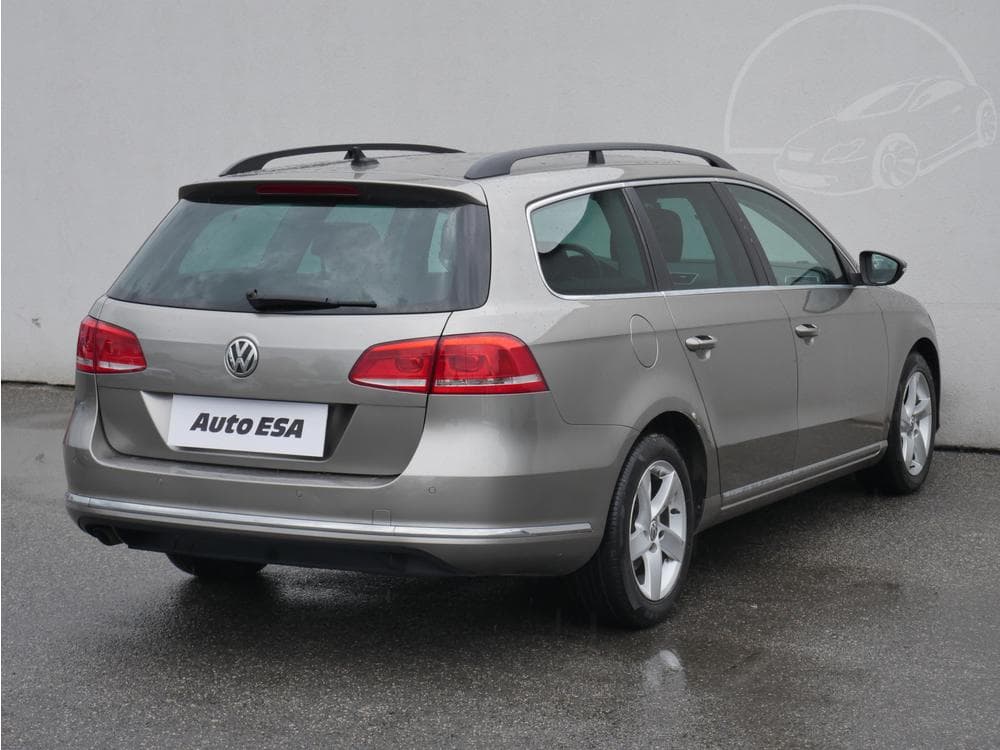 2014 Volkswagen PASSAT - 4