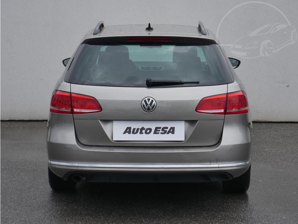 2014 Volkswagen PASSAT - 5