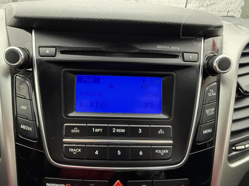 2013 Hyundai i30 - 13