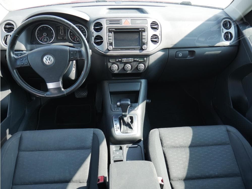 2009 Volkswagen TIGUAN - 8