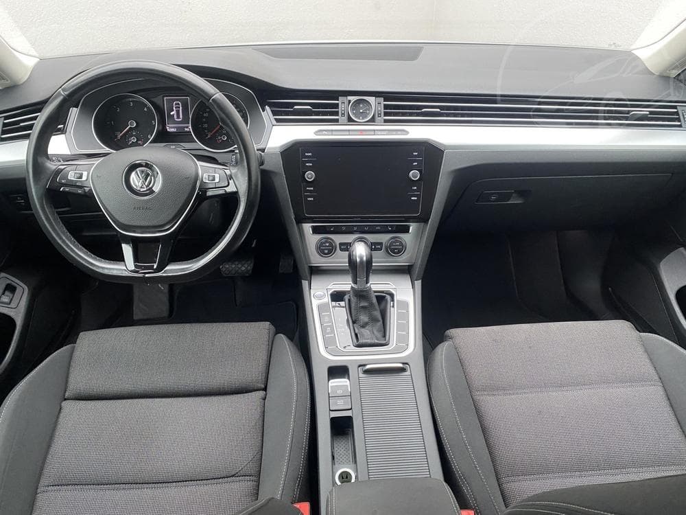 2016 Volkswagen PASSAT - 22
