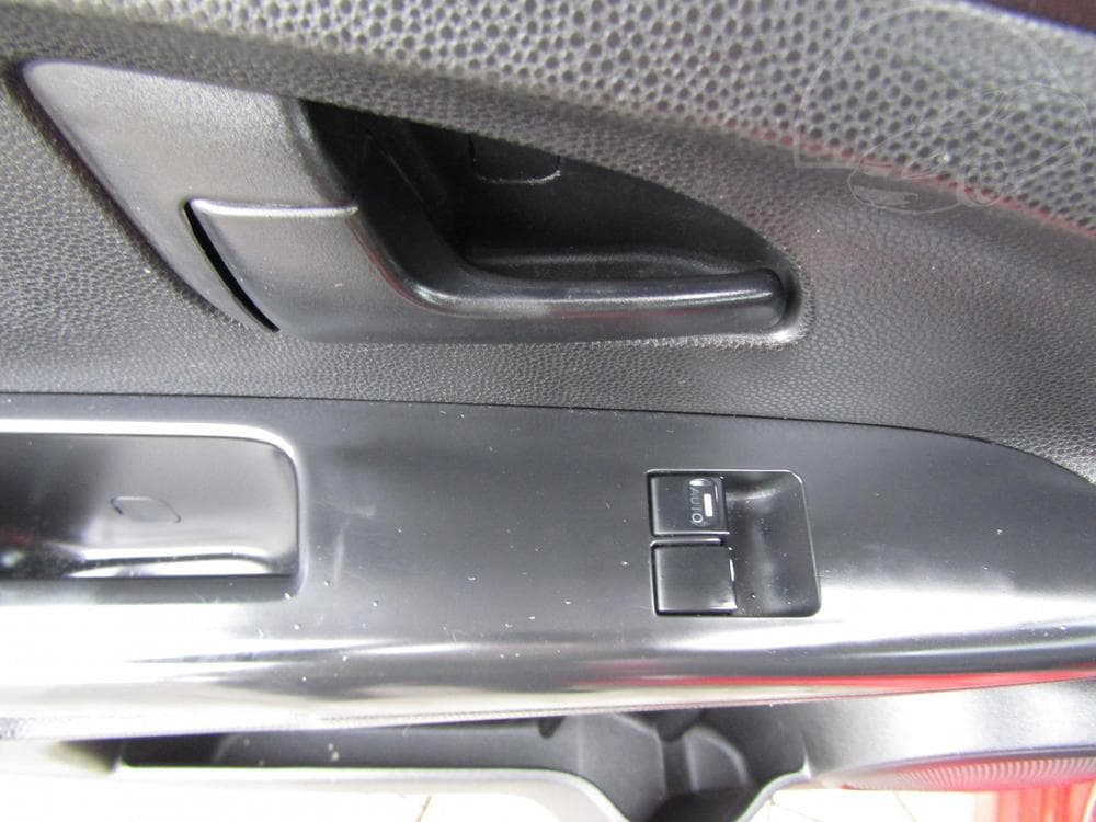 2010 Kia VENGA - 11