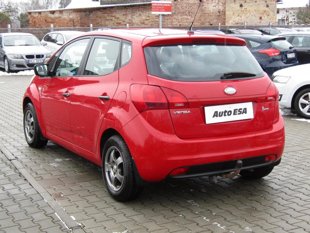 2010 Kia VENGA - 6