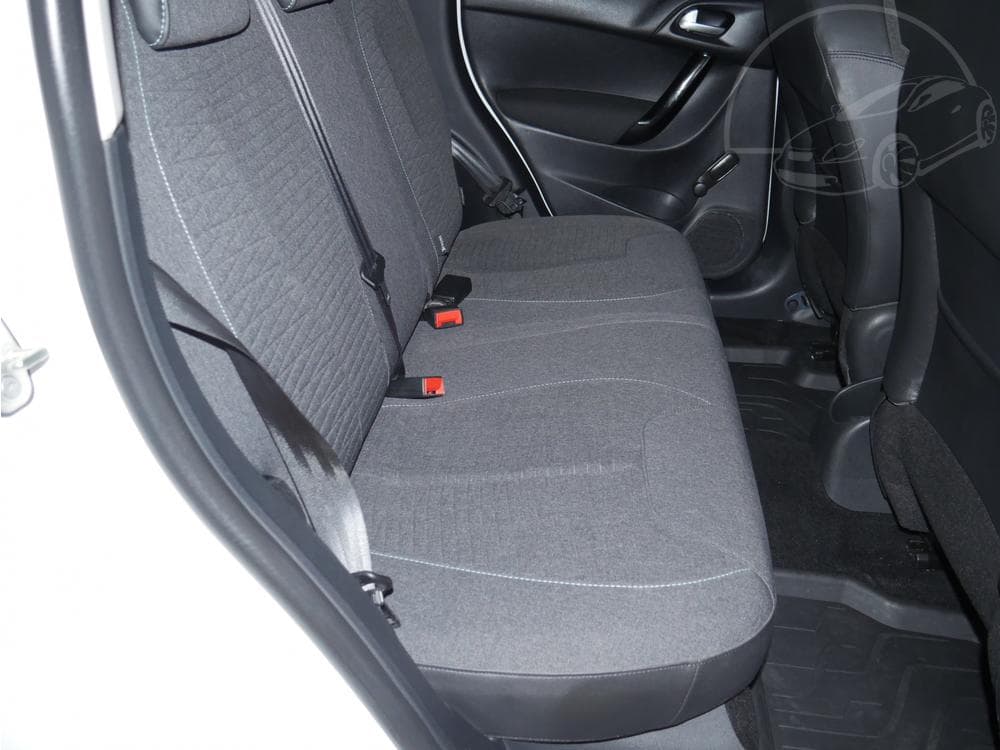 2015 Citroen C3 - 11