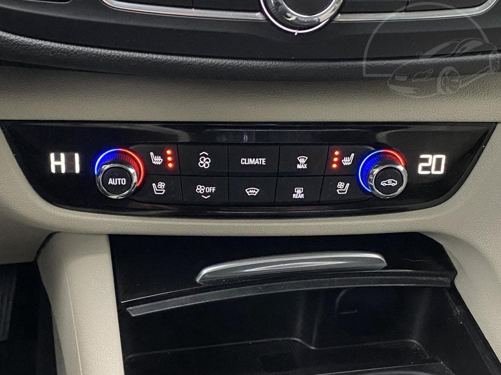 2018 Opel Insignia - 18