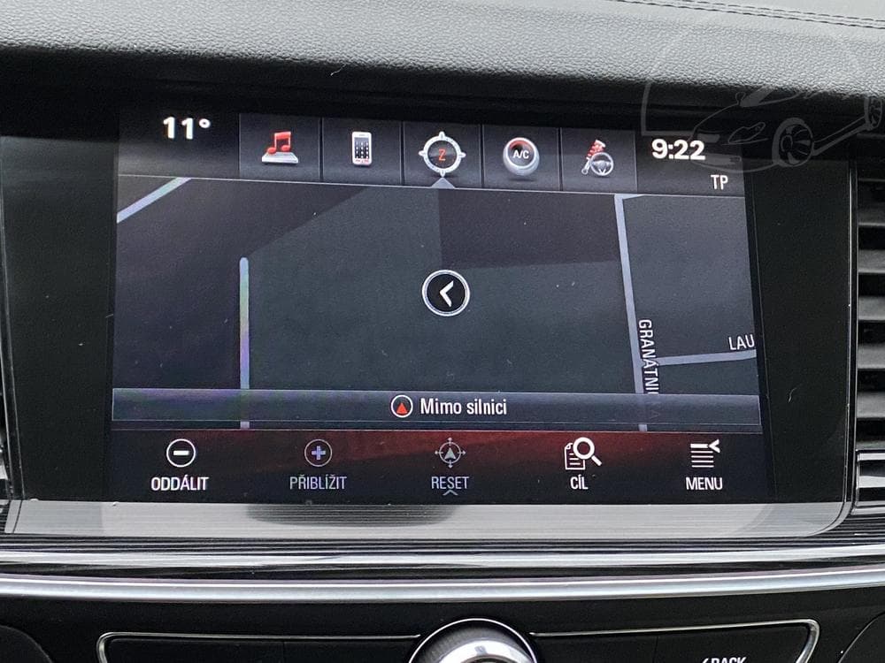 2018 Opel Insignia - 19