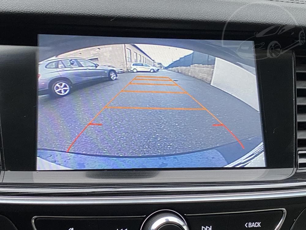 2018 Opel Insignia - 20