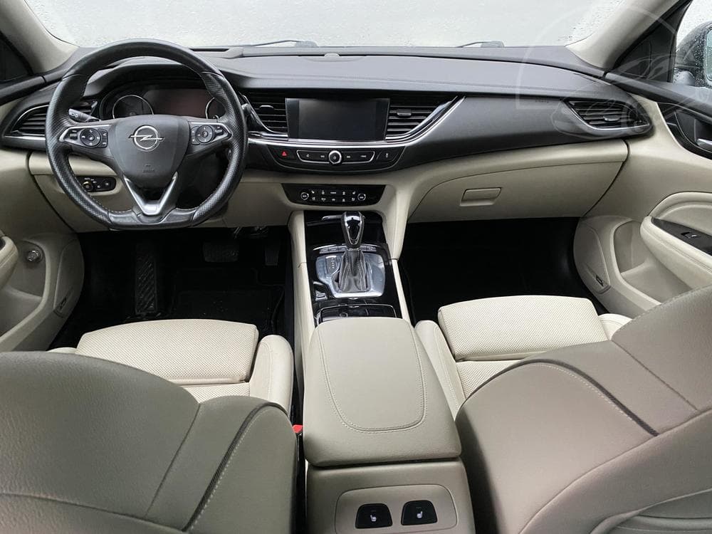 2018 Opel Insignia - 8