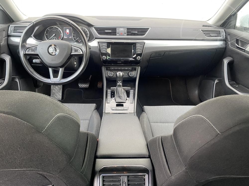 2015 Škoda SUPERB - 22