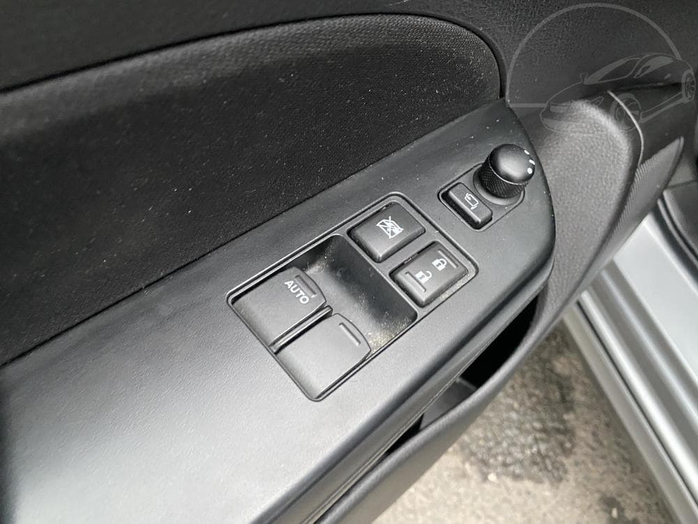 2016 Suzuki SWIFT - 11