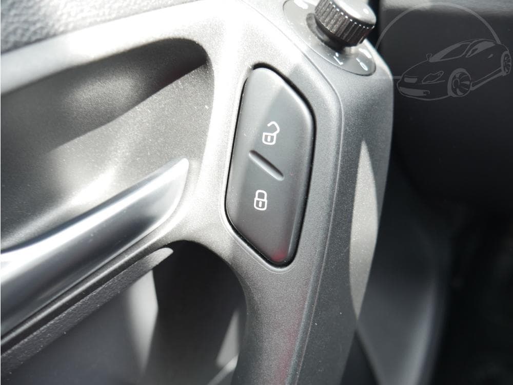 2012 Volkswagen POLO - 12