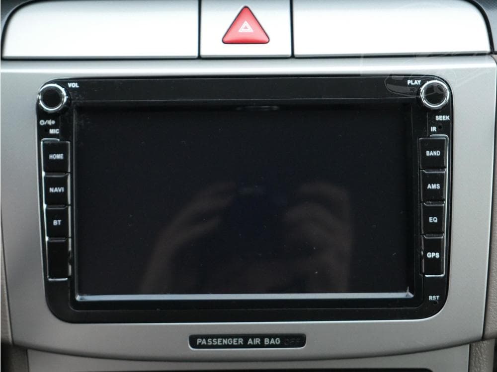2007 Volkswagen PASSAT - 11