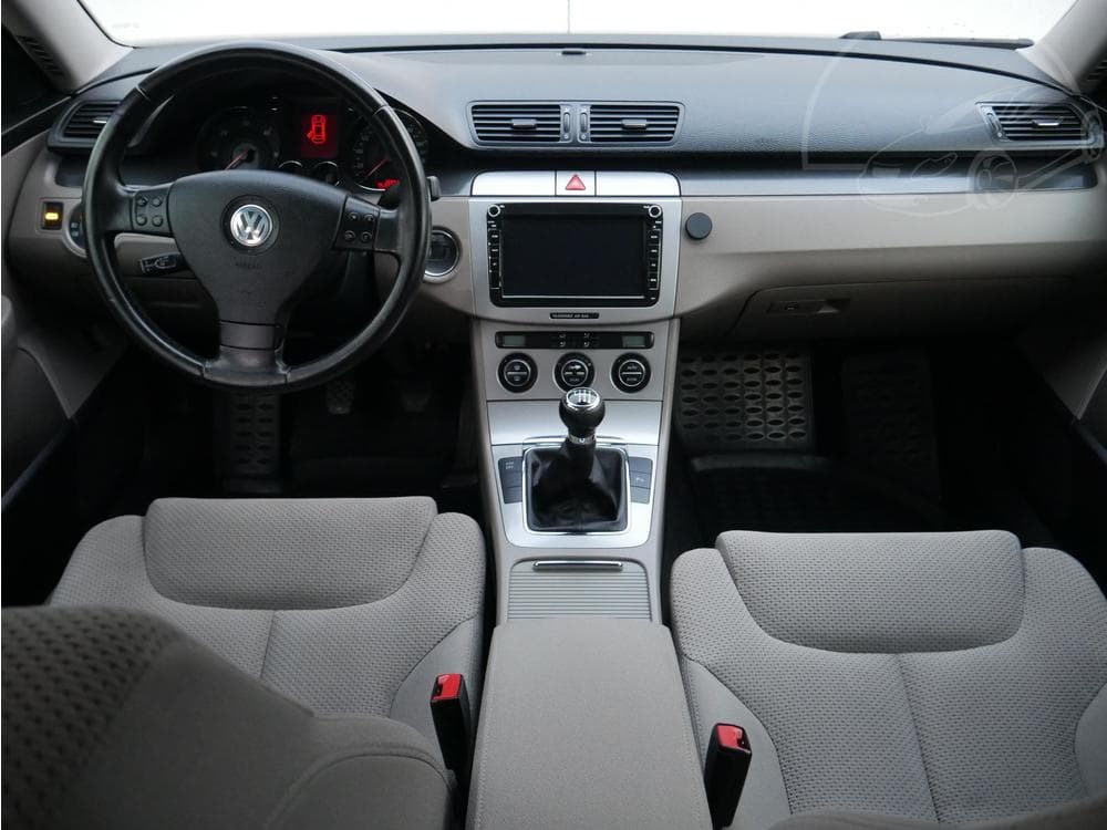 2007 Volkswagen PASSAT - 8