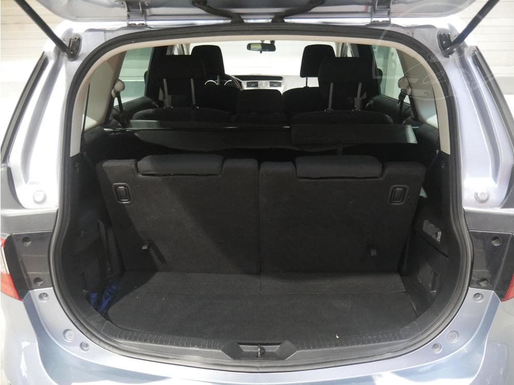 2011 Mazda 5 - 8