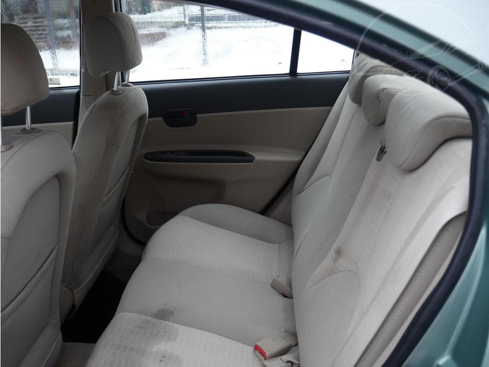 2007 Hyundai ACCENT - 10