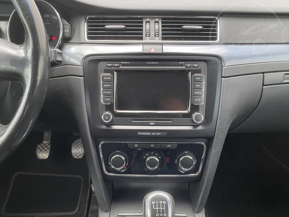 2010 Škoda SUPERB - 23
