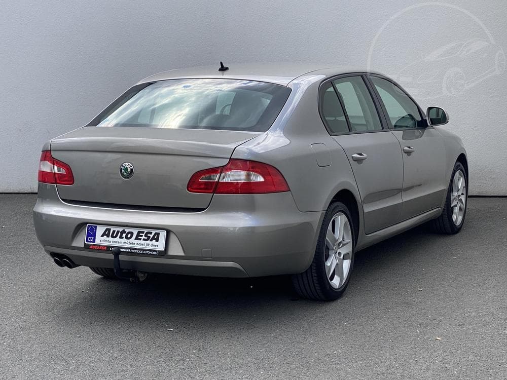 2010 Škoda SUPERB - 7