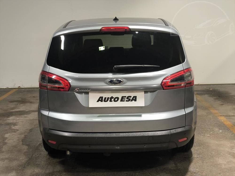 2011 Ford S-MAX - 5