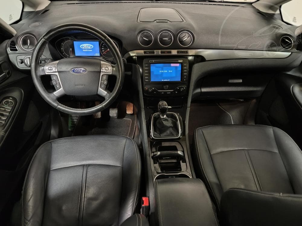 2011 Ford S-MAX - 8