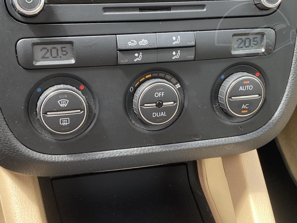 2009 Volkswagen GOLF - 15