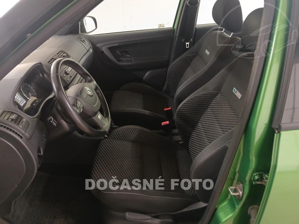 2011 Škoda FABIA - 5