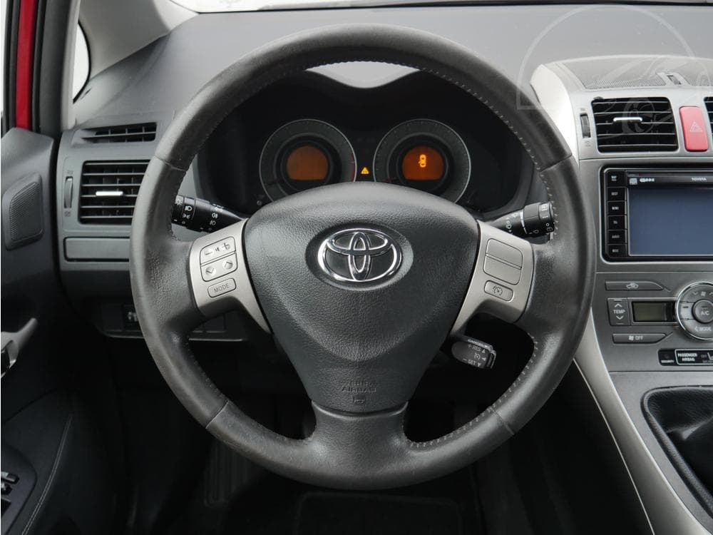 2009 Toyota Auris - 31