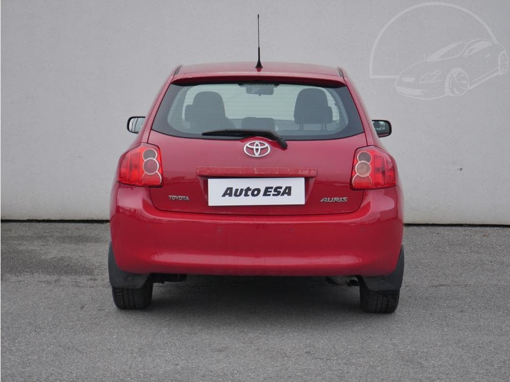 2009 Toyota Auris - 13
