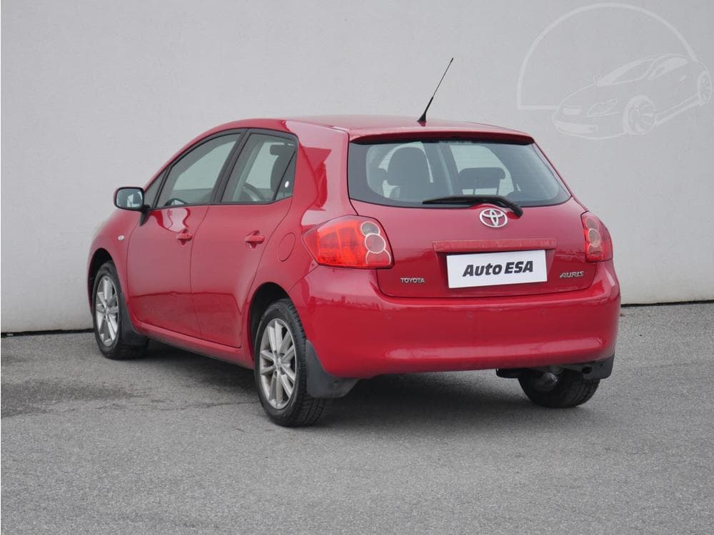 2009 Toyota Auris - 16