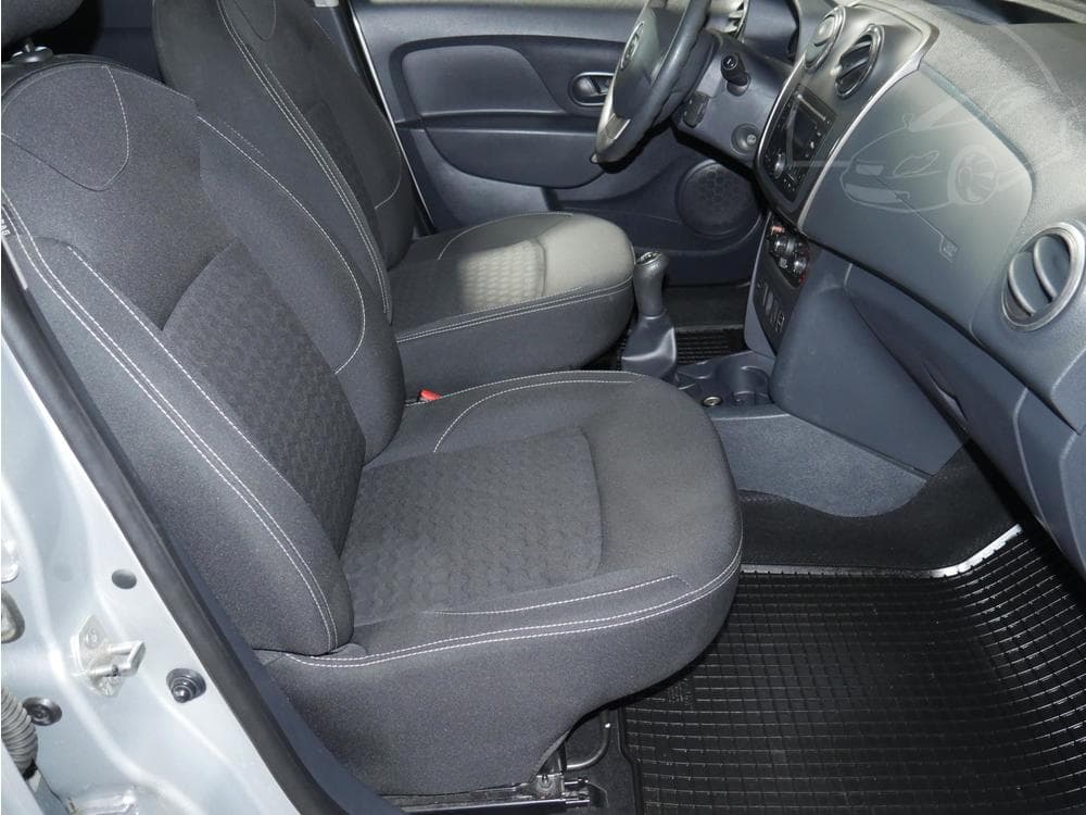 2015 Dacia SANDERO - 12