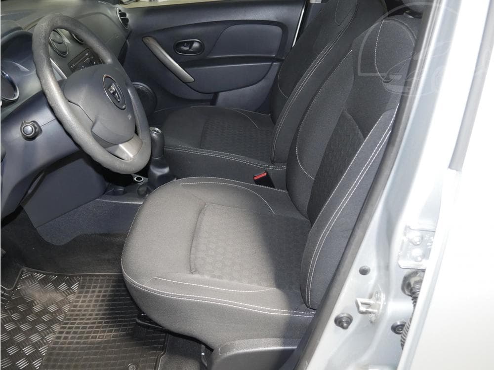 2015 Dacia SANDERO - 9