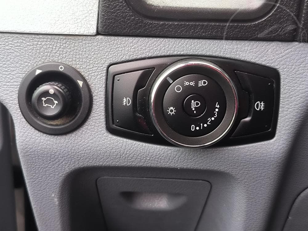 2015 Ford Transit - 16