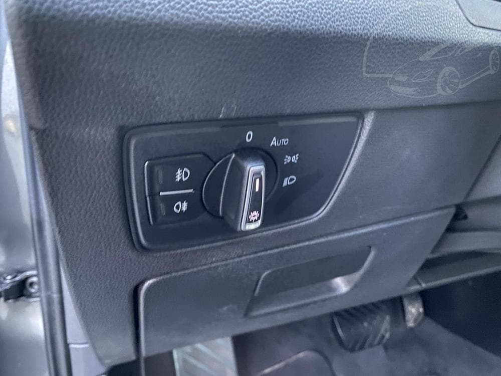 2017 Volkswagen PASSAT - 29