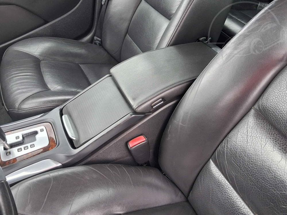 2010 Volvo V70 - 18